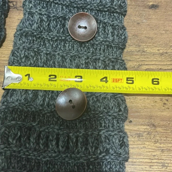 Muk Luks. Size 7. Perfect boots for Fall! Warm suede base with wool upper. - Picture 7 of 7